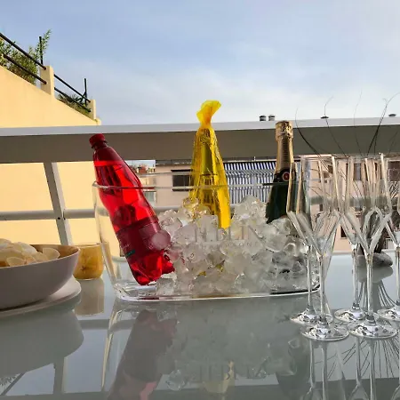 Charming D' Este With A Rooftop Pool By Weekome Daire *